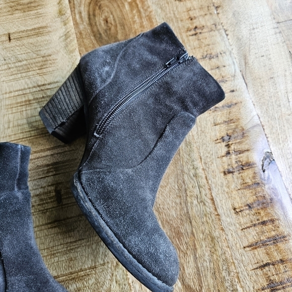 Paul Green Stacked heel Side Zip Suede Ankle Booties Size UK 5 US 7.5 - Picture 2 of 8